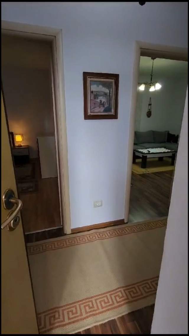 Tirane, jepet me qera apartament 1+1+BLK Kati 1, 70 m² 35.000 Leke (Rruga Artan Lenja)