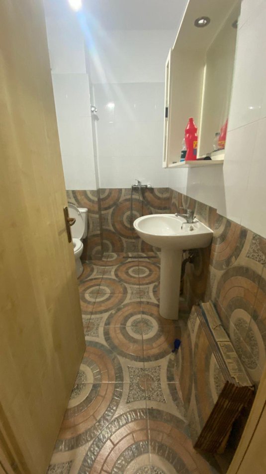 jepet me qira apartament 2+1+1 astir 400 MIJE LEKE