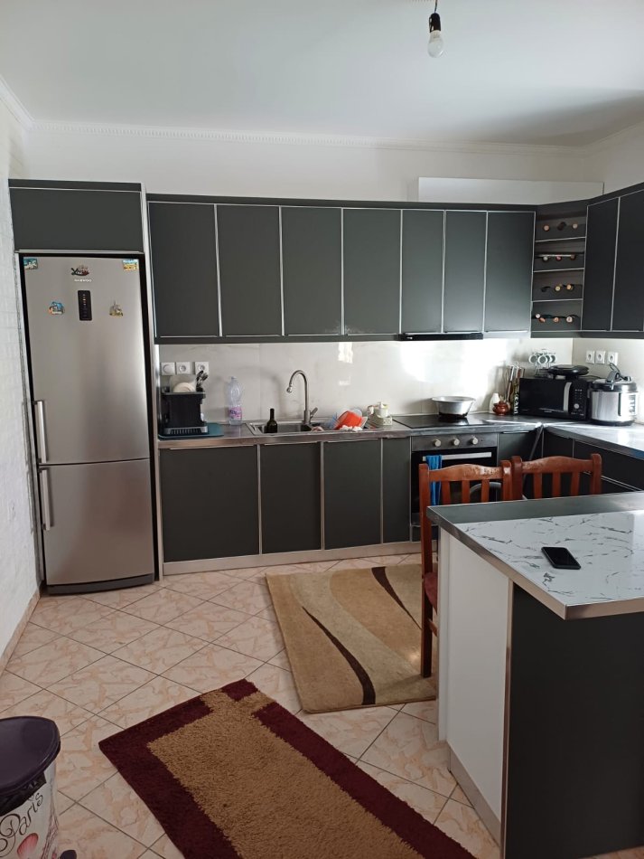 Berat, shitet Vile 3 Katshe Kati 3, 800 m² 220.000 € (berat)