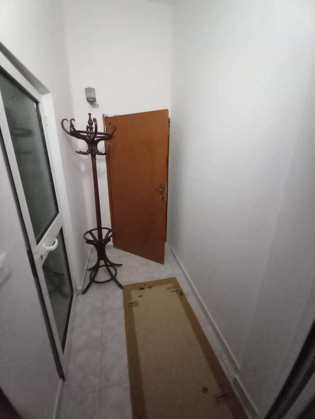 Tirane, jepet me qera garsonier 1+1 Kati 2, 60 m² 300 Euro (prane Fushes)