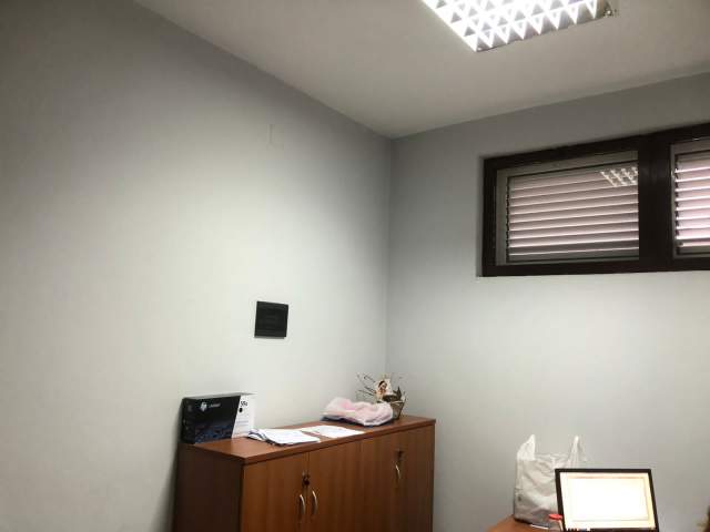 Tirane, jepet me qera ambjent biznesi ose magazine Kati 0, 110 m² 35.000 Leke Rr. Zihni Sako prane Oxhakut