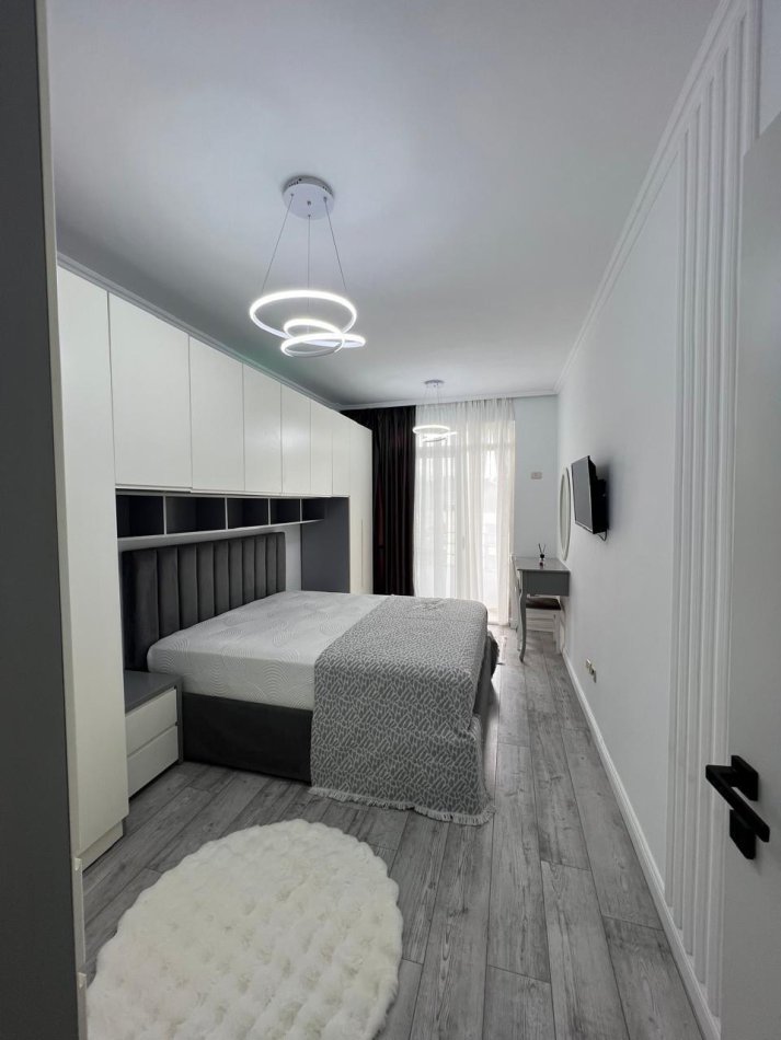 Tirane, shitet apartament 2+1+Ballkon Kati 7, 85 m² 130.000euro (Astir Kompleksi Fratari)