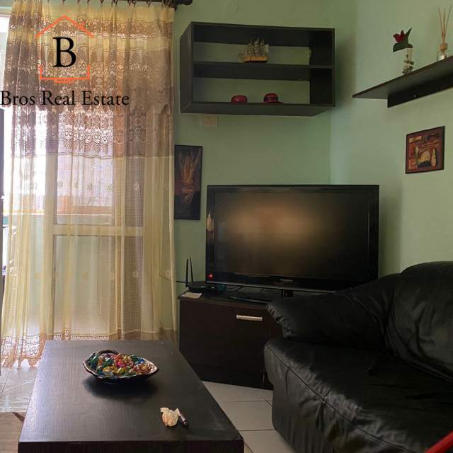 Tirane, jepet me qera apartament Kati 1, 87 m²
