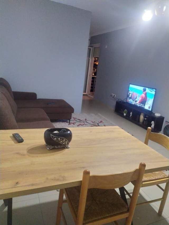 Tirane, jepet me qera apartament 2+1+BLK Kati 4, 70 m² 35.000 Leke (prane Vila L)