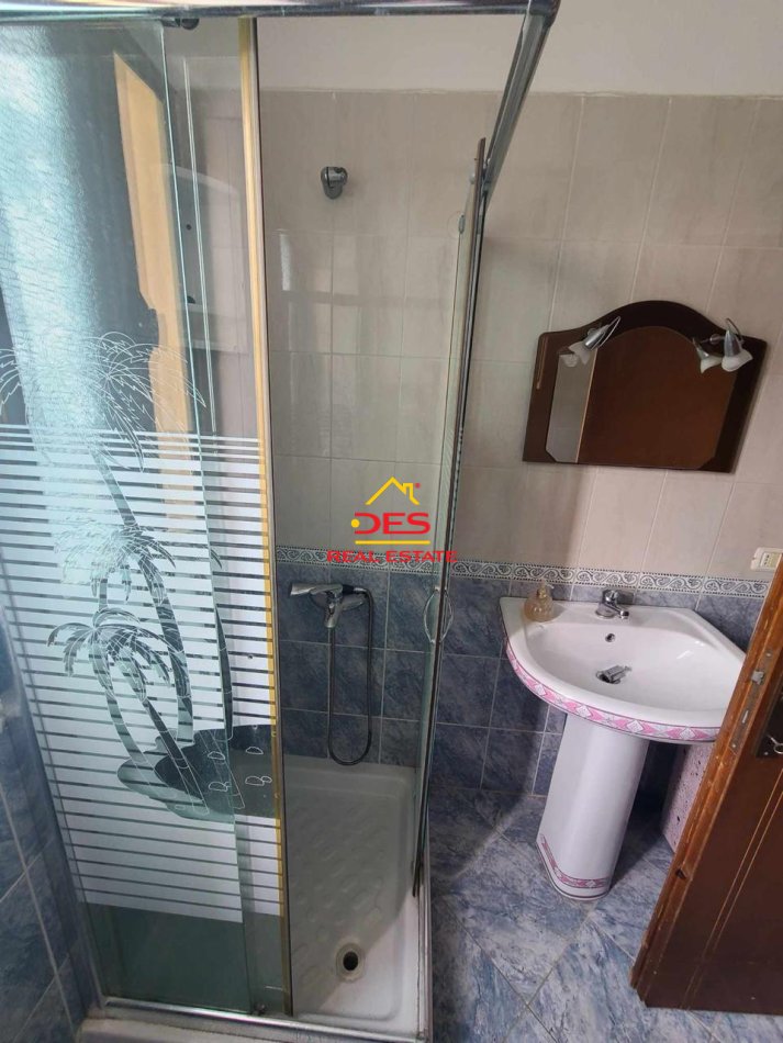 Sarande, shitet apartament 1+1+Ballkon Kati 3, 65 m² 