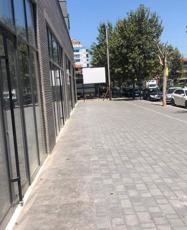 Tirane, jepet me qera Kati 0, 100 m² 1.000 Euro