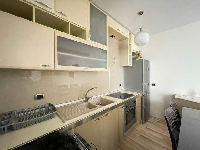 Tirane, jepet me qera apartament duplex 2+1+BLK Kati 2, 115 m² 550 Euro (Eleonora)