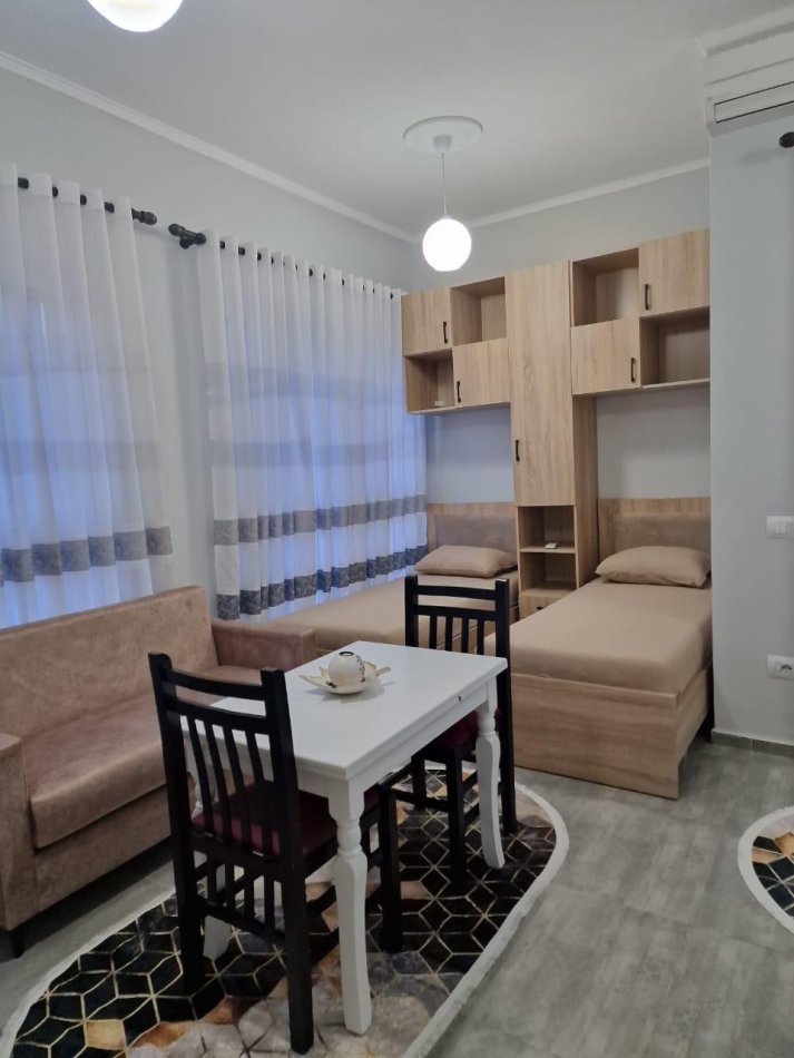 Tirane, jepet me qera garsonier Kati 1, 30 m² 250 € (Pasho Hysa)