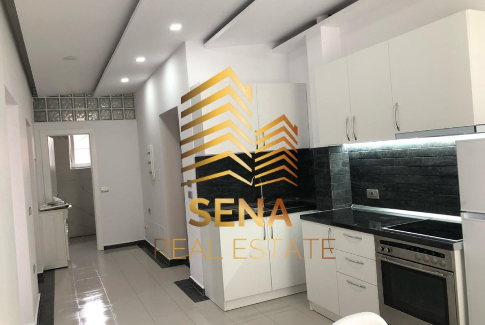 Tirane, jepet me qera apartament 2+1+Ballkon Kati 3, 80 m² 600 € (Rruga Asim Vokshi)