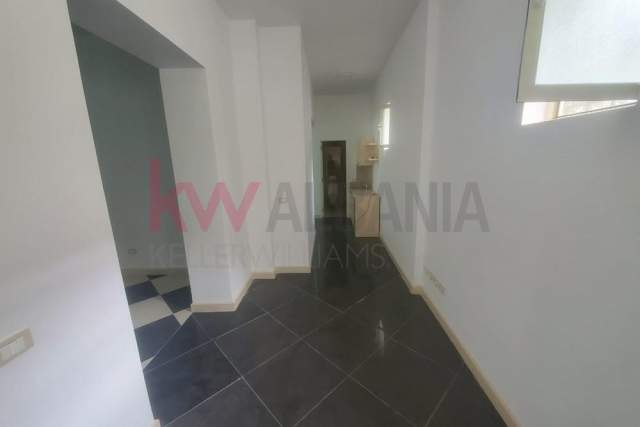 Tirane, jepet me qera zyre 1.500 Euro (bllok , tirane)