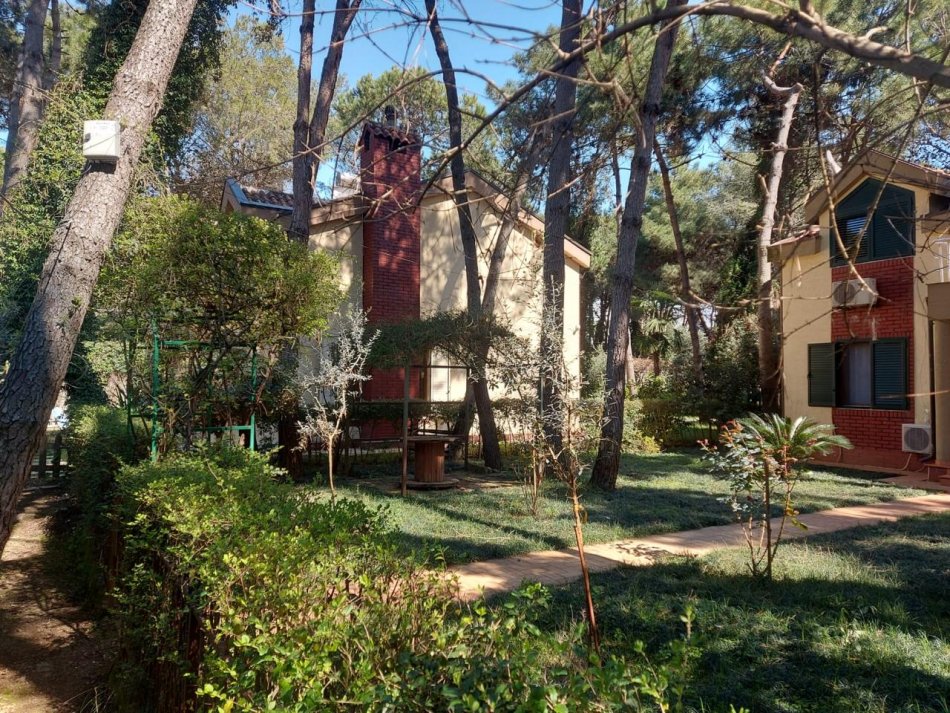 Vilë 2-katëshe në shitje, Marea Resort