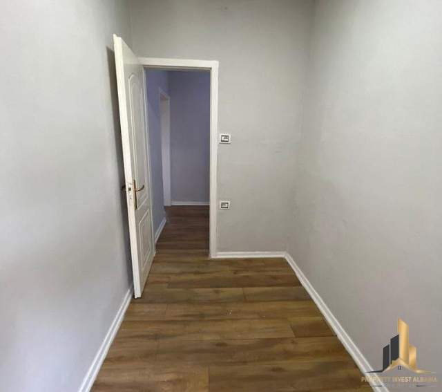 Tirane, shitet apartament Kati 6, 40 m² 60.000 Euro (Rruga e Kavajes)