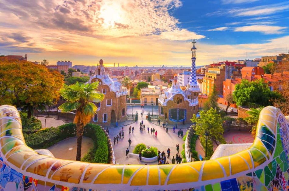 Udhëtim në Barcelonë 4 Ditë