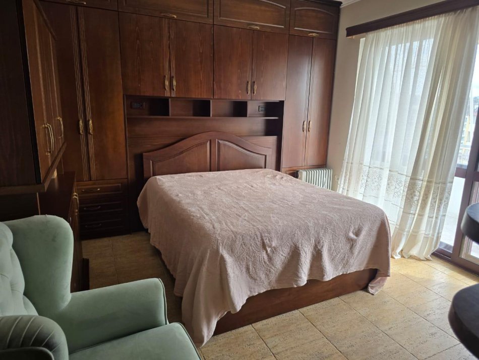 Apartament 3+1+2 me qera, Garda e Republikës