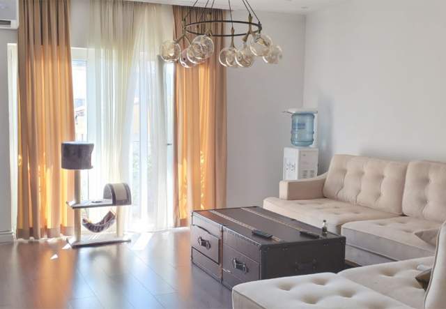Tirane, shitet apartament 163 m² 170.000 Euro