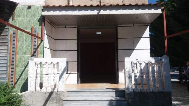 Elbasan, jepet me qera ambjent biznesi 40 m² 150 Euro