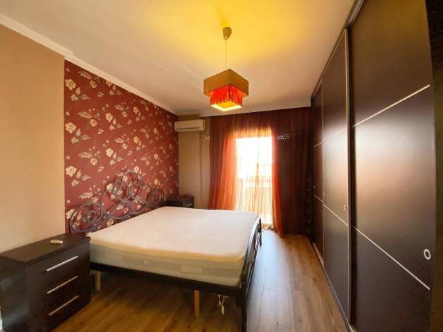 Tirane, jepet me qera apartament 3+1+BLK Kati 10, 150 m² 800 Euro (Rruga e kosovareve)