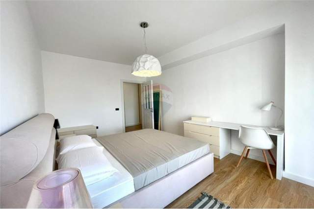 Tirane, jepet me qera apartament 2+1+BLK Kati 5, 99 m² 650 Euro (Qender)