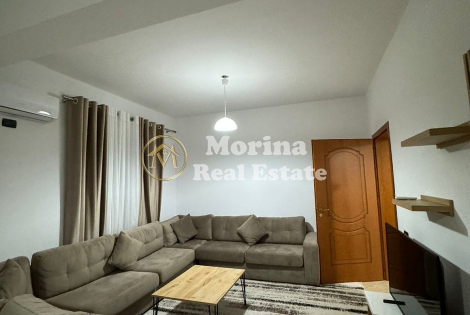 Tirane, jepet me qera shtepi 1+1 Kati 4, 90 m² 500 € (5 Maji)