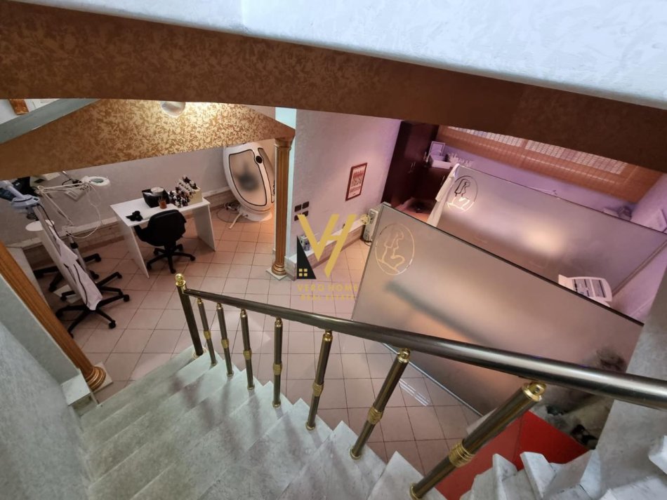 Tirane, jepet me qera ambjent biznesi Kati 0, 120 m² 1.000 € (RRUGA MINE PEZA)