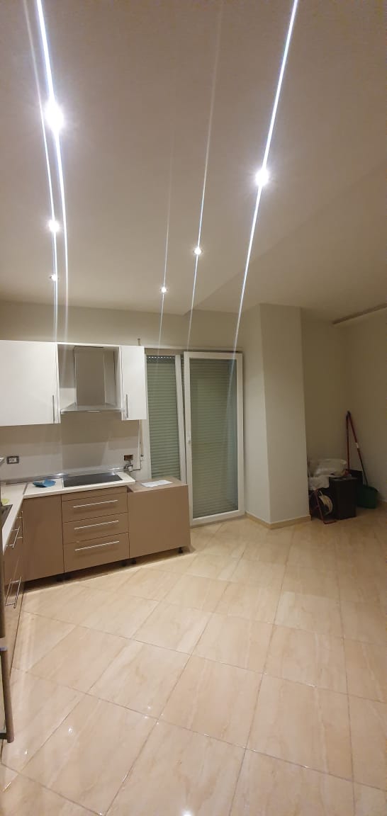 Tirane, shes apartament 2+1+BLK Kati 3, 117 m² 84.000 Euro (fresku)