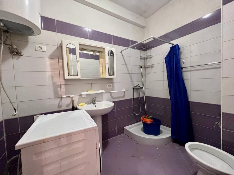 Shitet Apartament 1+1 “ Zogu i Parë ”, Tiranë.