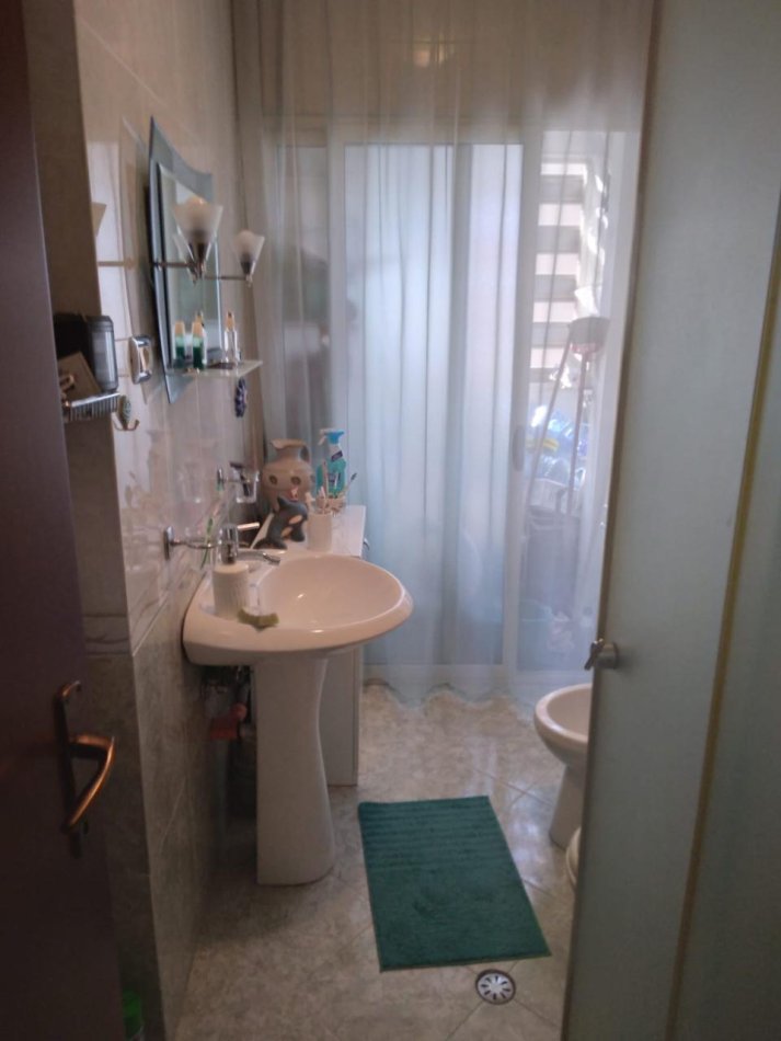 Tirane, shitet apartament 1+1 Kati 4, 60 m² 82.000 € (Ish Fusha e Aviacionit)
