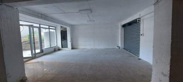 Tirane, shitet dyqan Kati 0, 113 m² 50.000 Euro (Astiri)