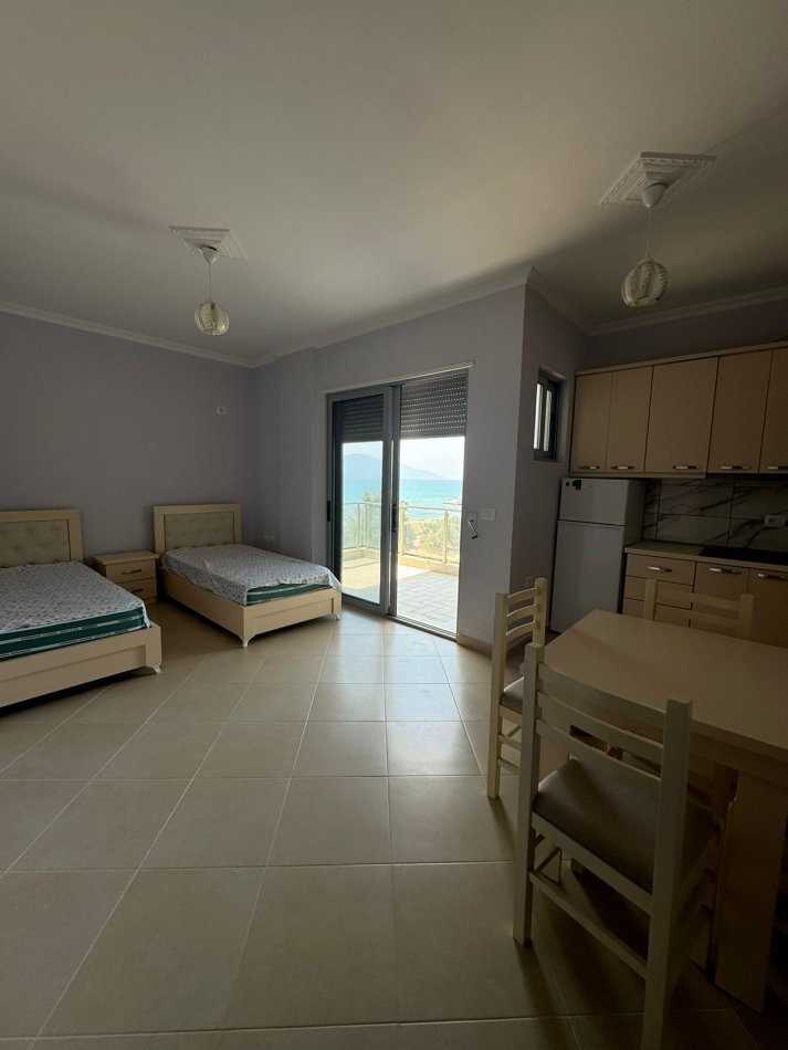 Radhime - Orikum, shitet apartament 1+1+Ballkon Kati 4, 69 m² 141.000 € (Radhim)