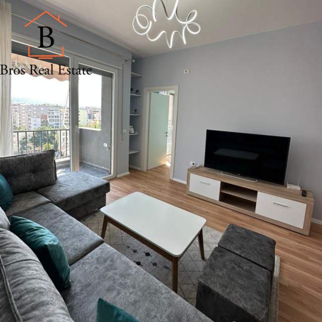 Tirane, jepet me qera apartament 2+1+BLK Kati 7, 75 m² 450 Euro (5 Maji)