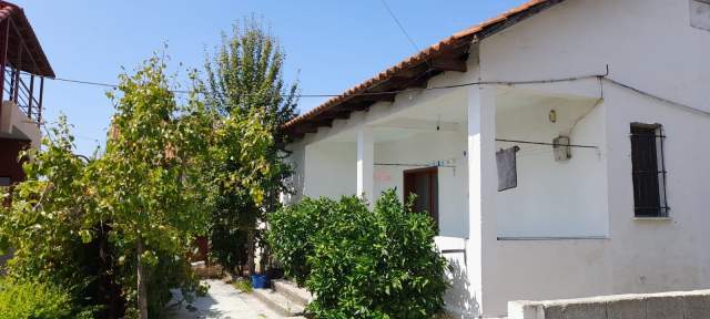 SHITET SHTEPI PRIVATE NE KAMEZ 100 m² 70.000 €
