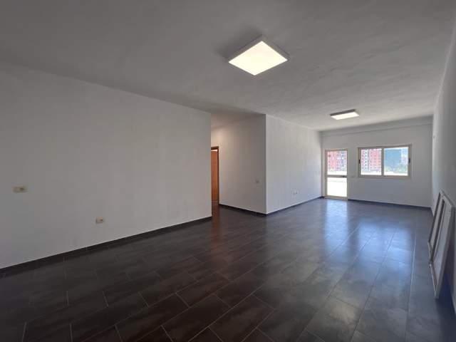 Tirane, shitet apartament 2+1+BLK Kati 1, 96 m² 110.000 Euro (Bulevardi ri)