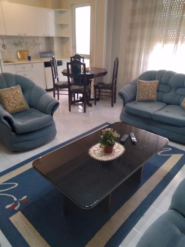 Tirane, jepet me qera apartament 2+1+A+BLK Kati 4, 100 m² 400 Euro (Komuna e parisit,Stadiumi Dinamo)