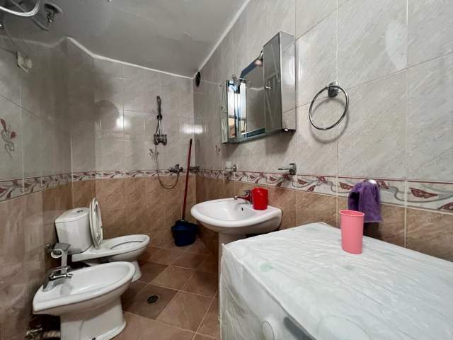 Tirane, jepet me qera apartament 2+1+BLK Kati 4, 75 m² 380 Euro (irfan tomini)