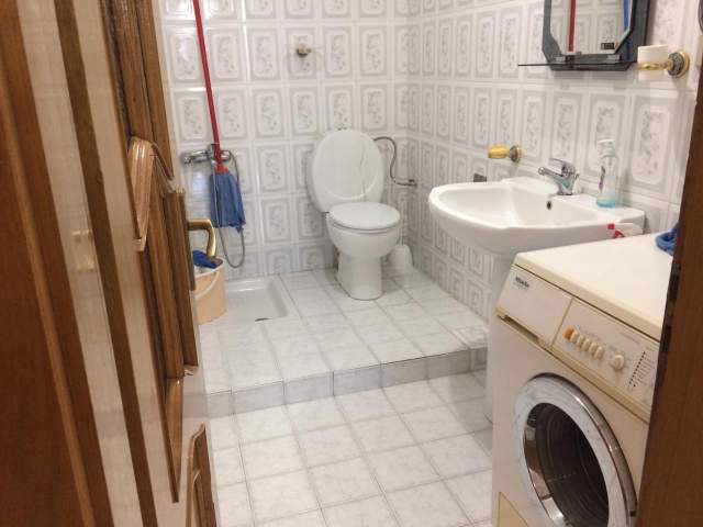 Tirane, jepet me qera apartament 3+1+BLK Kati 1, 135 m² 450 Euro (Shefqet Ndroqi)