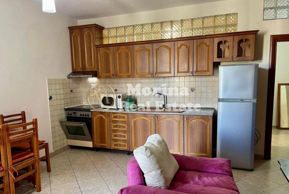Tirane, jepet me qera apartament 1+1 Kati 3, 65 m² 420 € (Vasil Shanto)