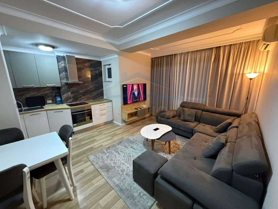 0683487469  Tirane, shitet apartament 2+1+Ballkon Kati 7, 98 m² 320.000 € (Rruga Abdyl Frasheri , Bllok)