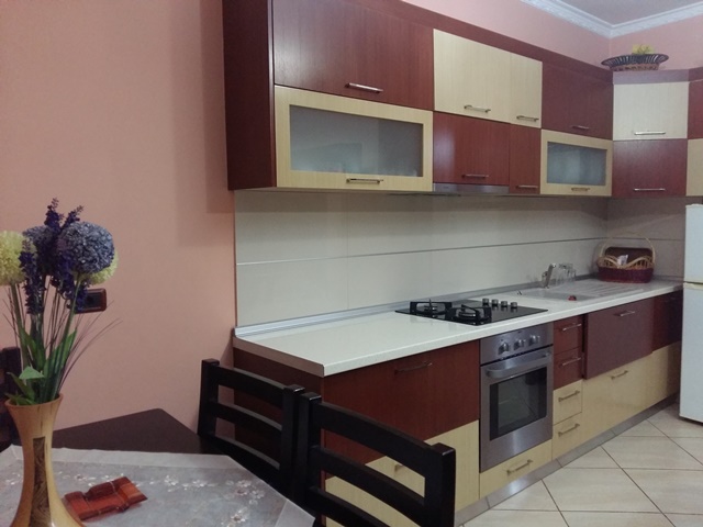 Tirane, shes apartament 2+1+A+BLK Kati 2, 106 m² 100.000 Euro (rruga Trandafili i bardhe Tirane)