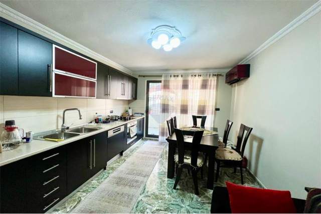 Tirane, jepet me qera apartament 2+1+BLK Kati 2, 90 m² 600 Euro