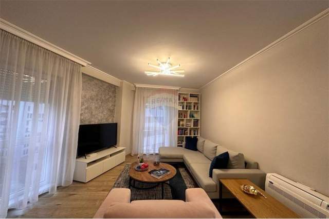Tirane, jepet me qera apartament 2+1+BLK Kati 7, 86 m² 700 Euro (Frosina Plaku)