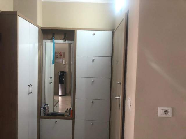 Tirane, jepet me qera apartament Kati 3, 124 m² 450 Euro Astir