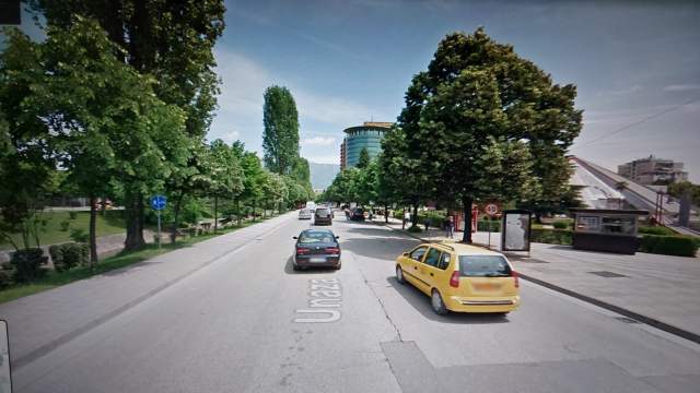 Tirane, jap me qera zyre Kati 4, 89m2 300 euro (Bulevardi Bajram Curi)