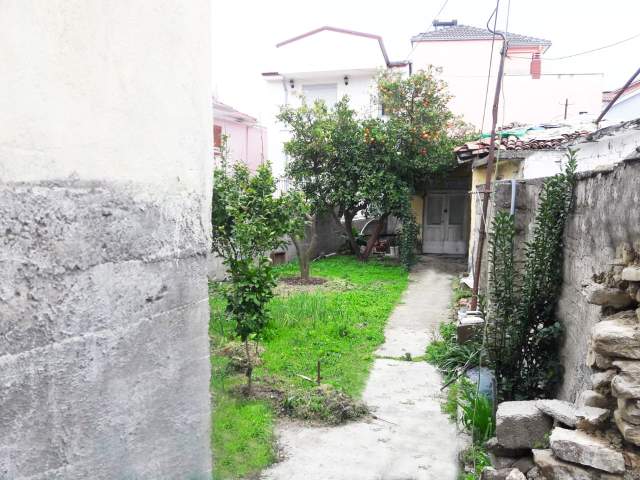Elbasan, shitet shtepi 374 m² 180.000 Euro