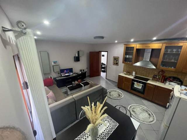 Tirane, shes apartament 2+1+BLK Kati 5, 84 m² 96.000 Euro (Ali Demi)