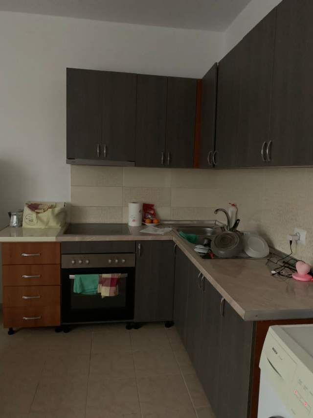 Tirane, jepet me qera apartament 1+1+BLK Kati 1, 70 m² 30.000 Leke (rruga Mihal Grameno)