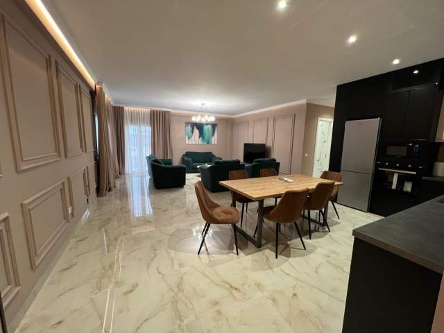 Tirane, shitet apartament 3+1 Kati 1, 150 m² 256.000 Euro (Liqeni i Farkes)