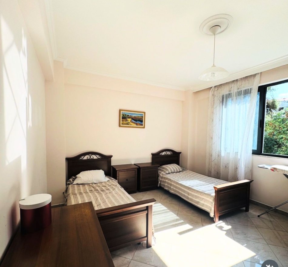 Tirane, shitet apartament 2+1 Kati 6, 113 m² (Lion Park 1)