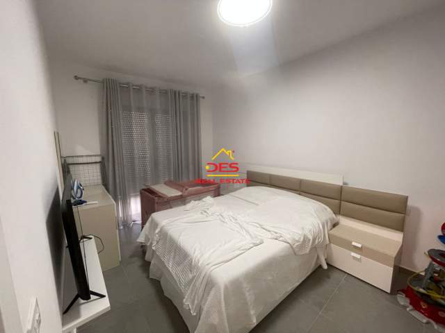 Vlore, jepet me qera apartament 1+1+A+BLK Kati 5, 74 m² 300 Euro (Rruga Çamëria, Vlorë)