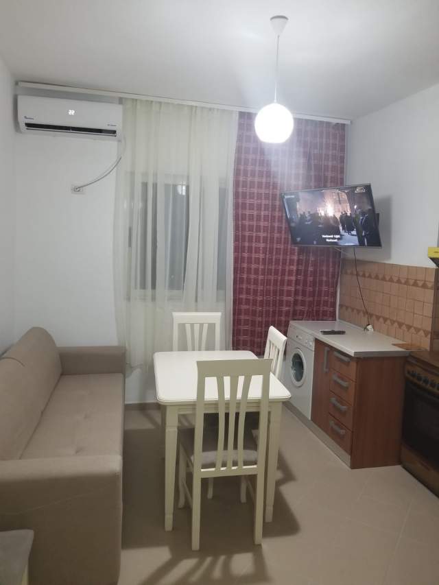 Tirane, jepet me qera apartament 2+1+BLK Kati 10, 67 m² 450 Euro (Don Bosko)