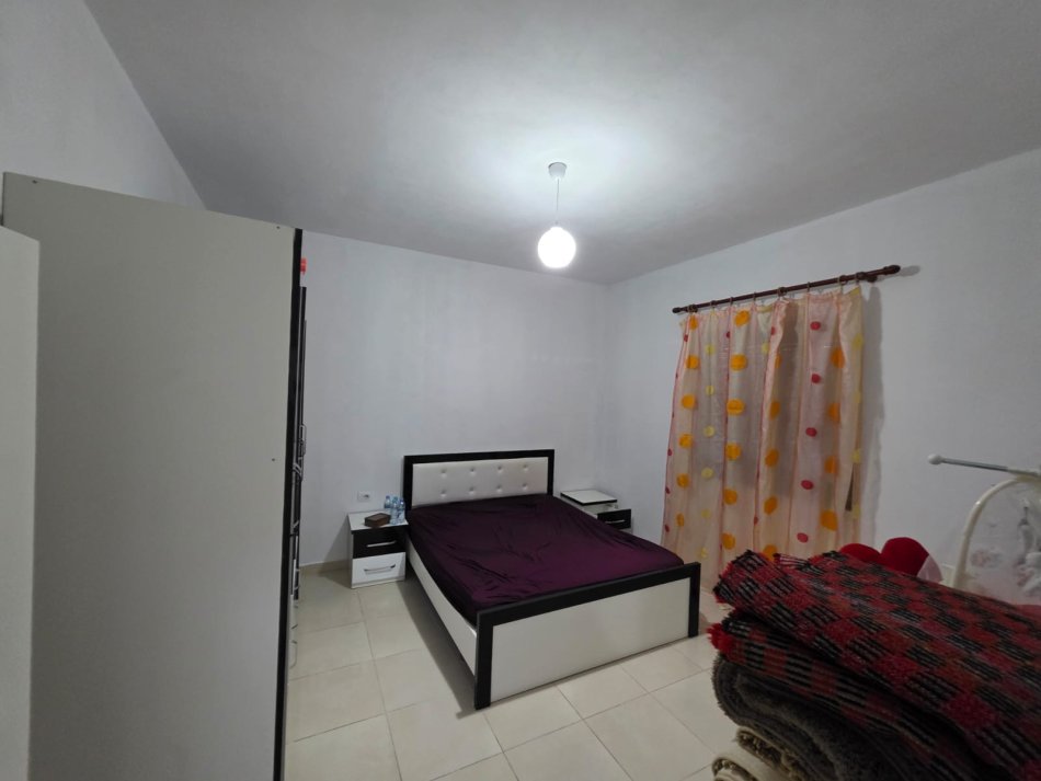 Tirane, jepet me qera Vile 2+1 Kati 1, 95 m² 350 € (Tek Nela 2)